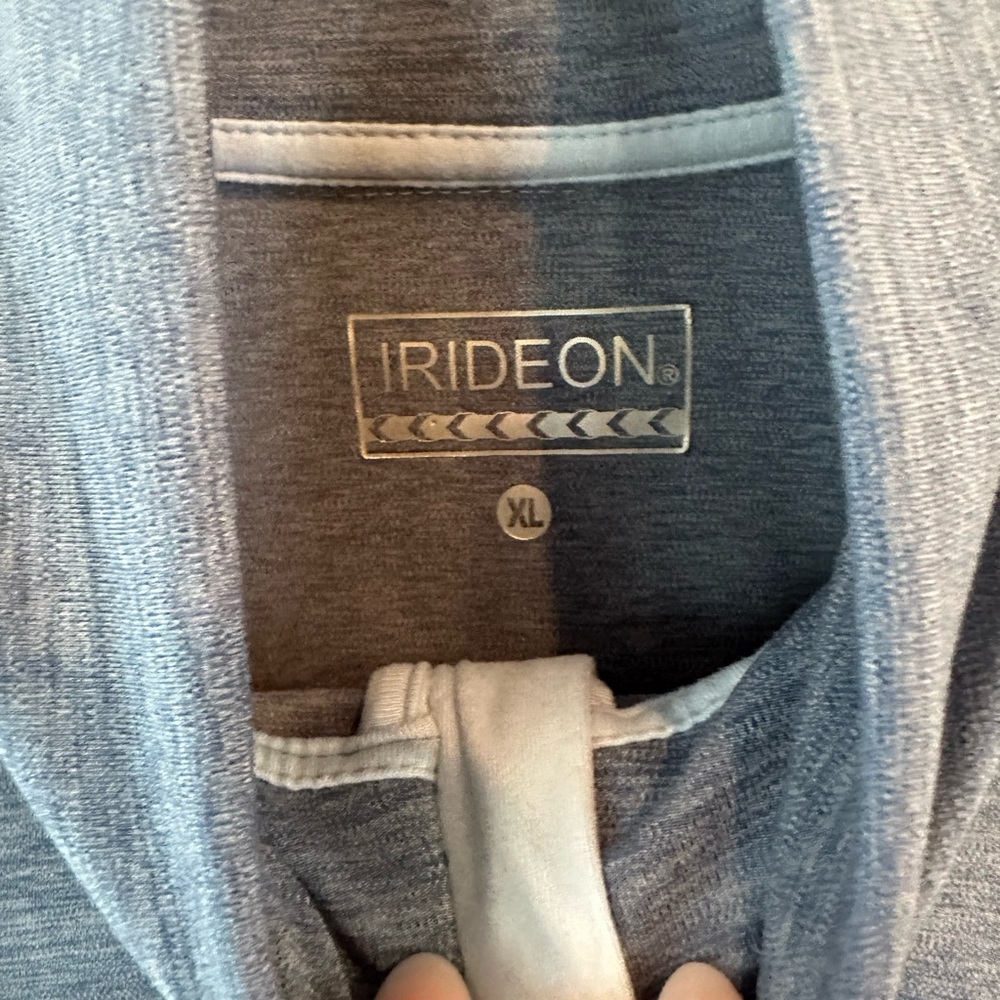 Light Blue/Indigo Irideon Long Sleeve Athletic Top. Mid weight. Like new - Picture 4 of 7